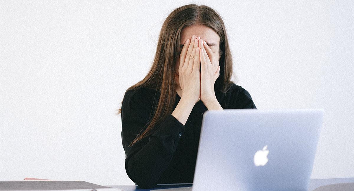 Estudio: las mujeres piensan en renunciar a su trabajo 17 veces al año. Foto: Pexels