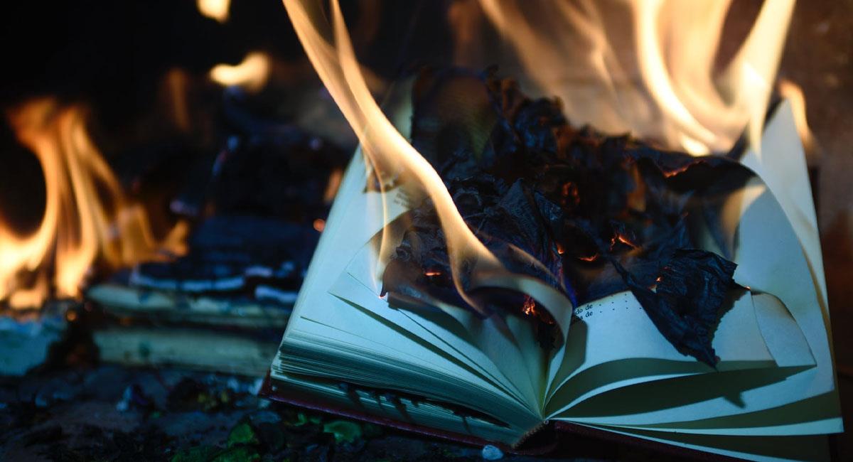 Mujer quema sus cartas y casa termina incendiada. Foto: Pexels