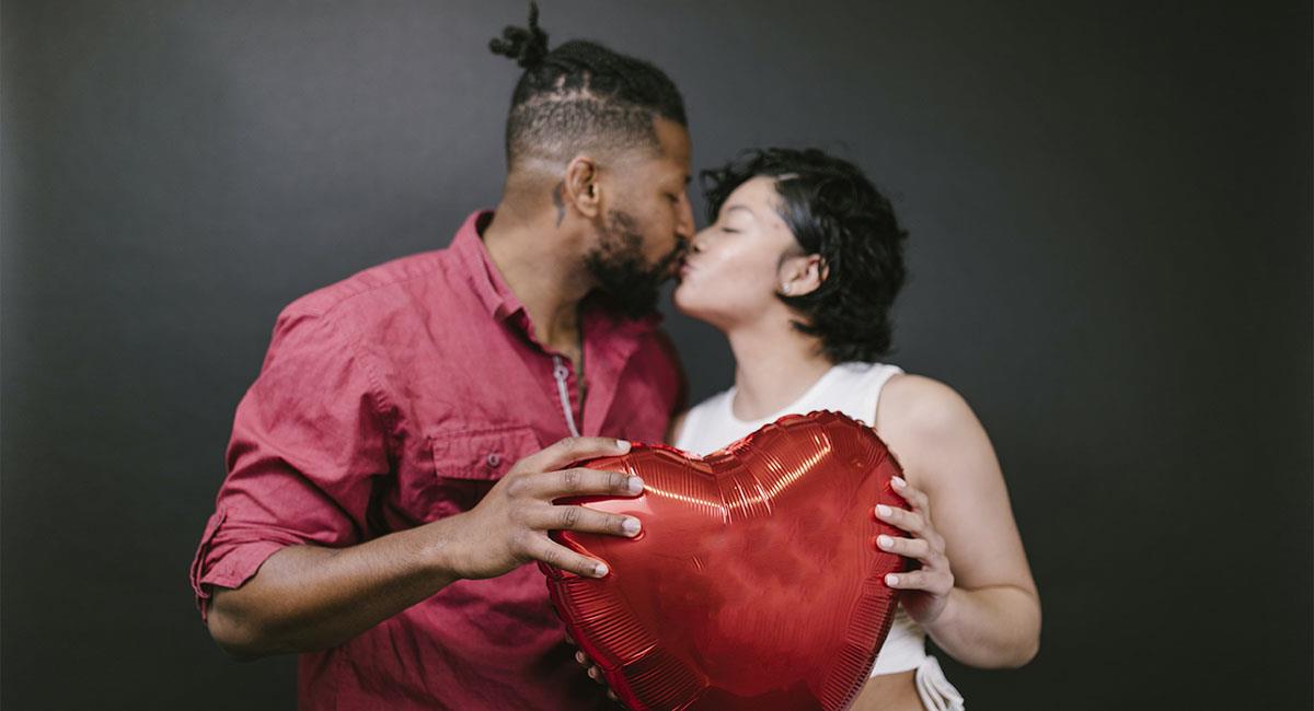 Por qué los hombres prefieren la intimidad como regalo en San Valentín. Foto: Pexels