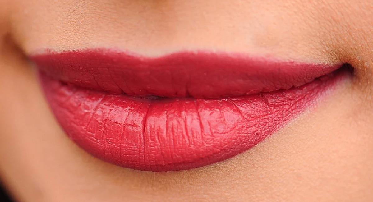 Tips para aumentar el volumen de tus labios sin cirugías. Foto: Pixabay