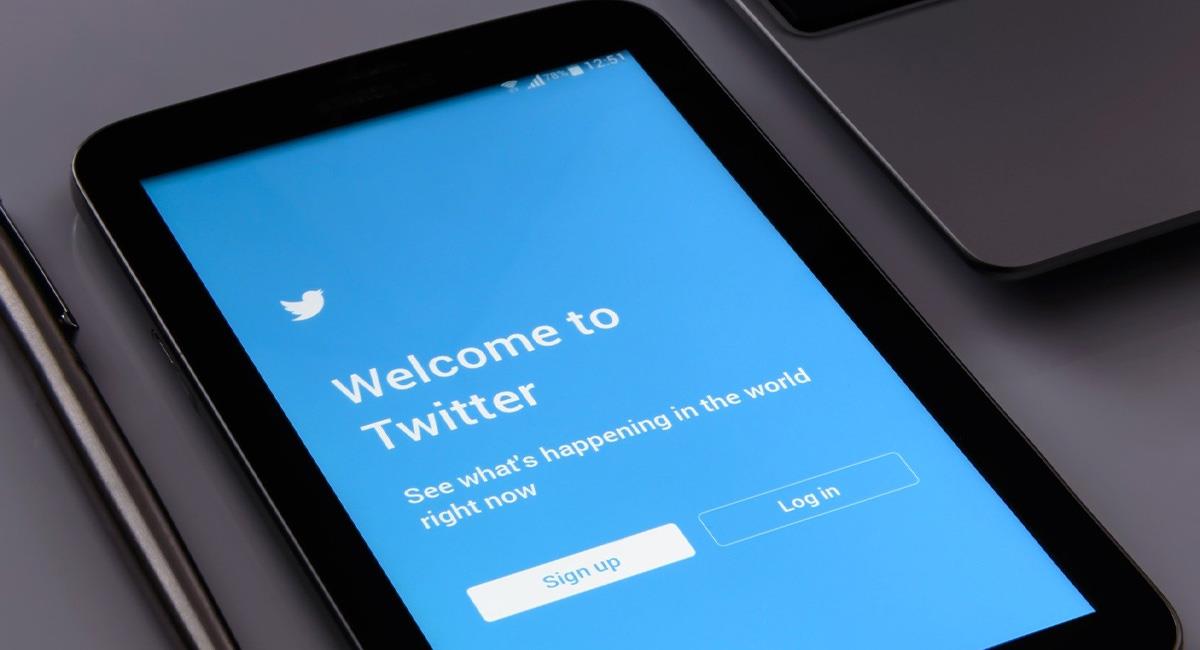 Twitter ahora permite limitar quién puede responder a tus tuits. Foto: Pixabay