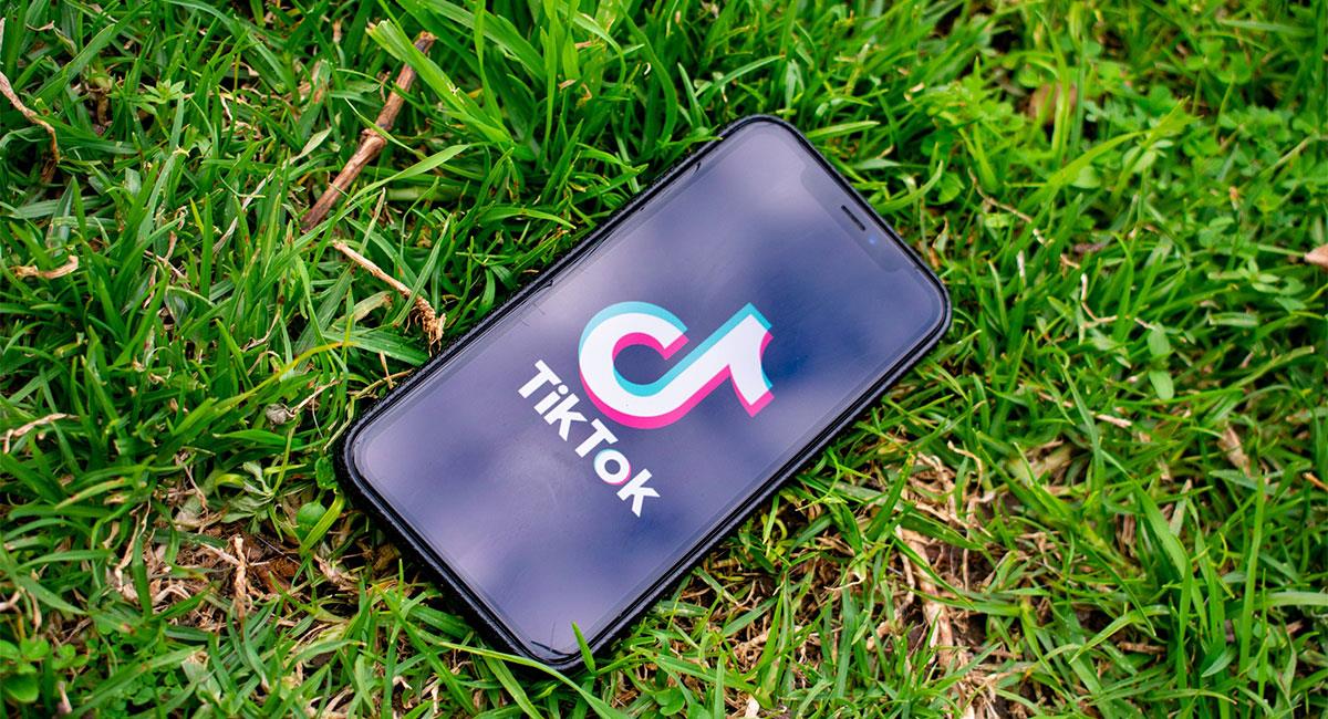 TikTok es una de las aplicaciones preferidas por los peruanos. Foto: Unsplash @konkarampelas