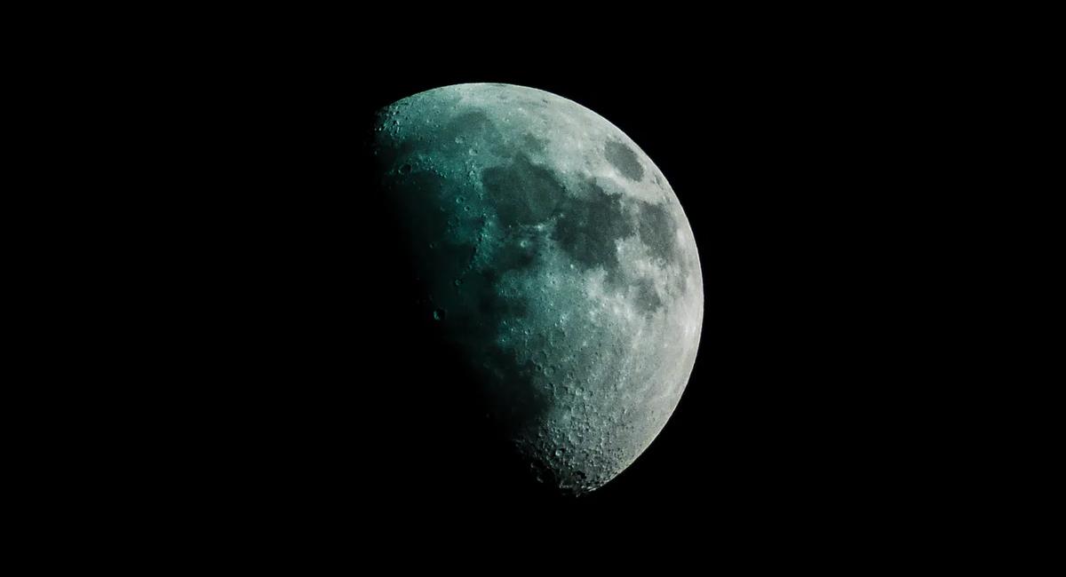 La NASA confirma presencia de agua en la Luna. Foto: Pexels