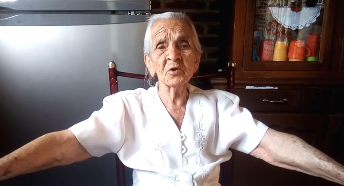 Internet se une para ayudar a abuelita youtuber a subir sus vistas. Foto: Youtube Cocinando con Ninfa