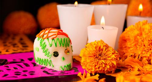 ¿Cuándo se pone la ofrenda del Día de Muertos en México?