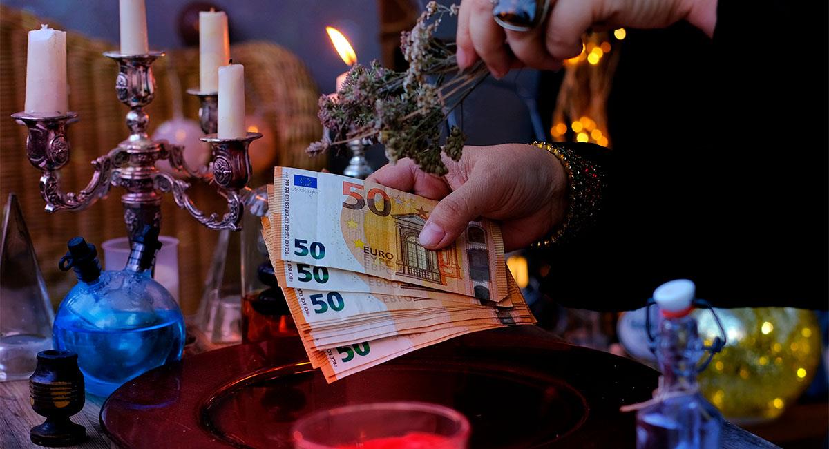 ¿Cómo hacer el ritual del billete en la Noche Vieja?. Foto: Shutterstock