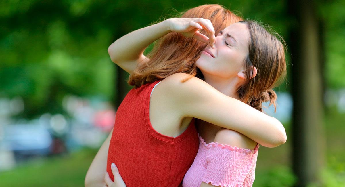 El mal olor de tus axilas puede alejar a la gente de tu vida. Foto: Shutterstock