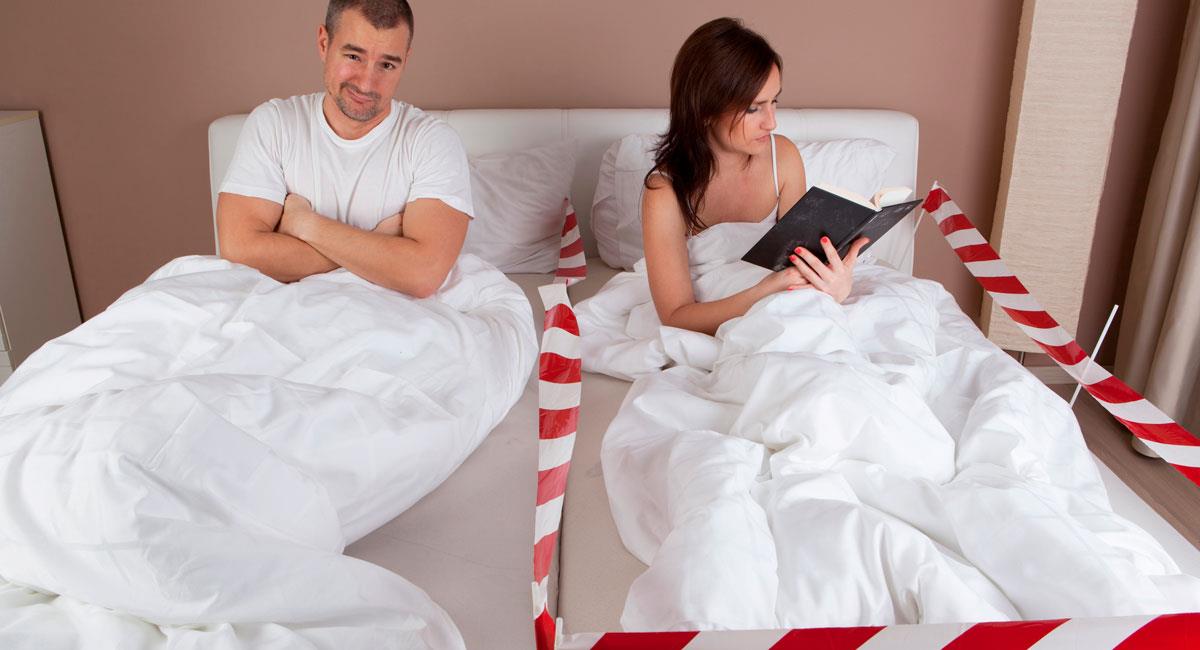 Sleep divorce es la tendencia de dormir en camas separadas. Foto: Shutterstock